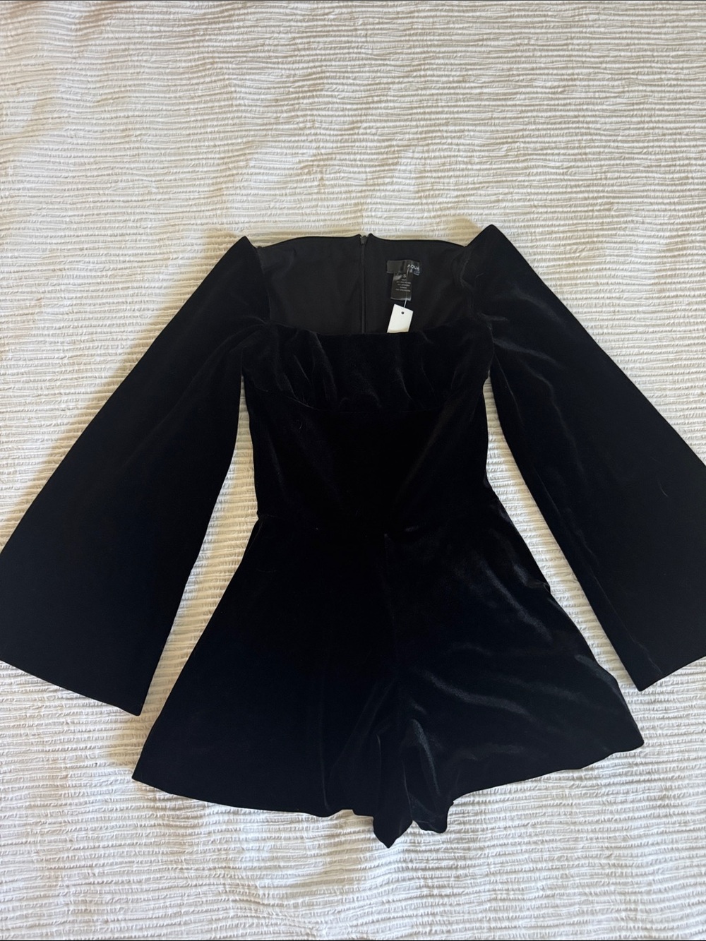 Aqua Women’s Empire Waist Black Belvet Romper NWT